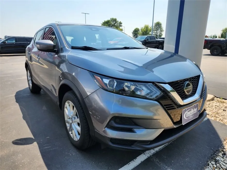 2021 Nissan Rogue Sport S photo 1