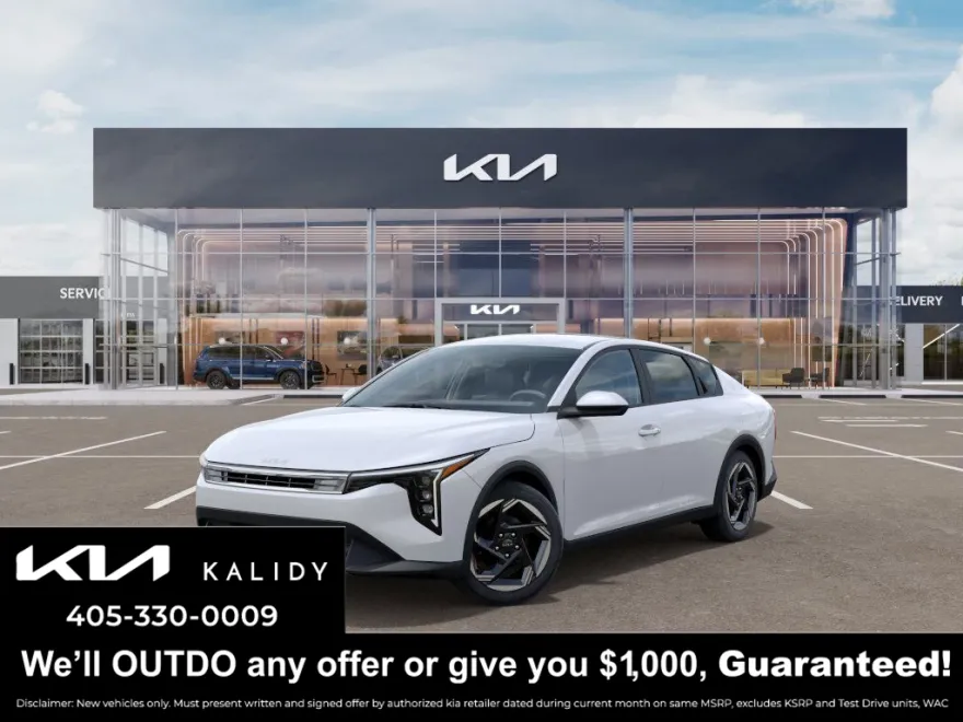 2025 Kia K4 photo 1