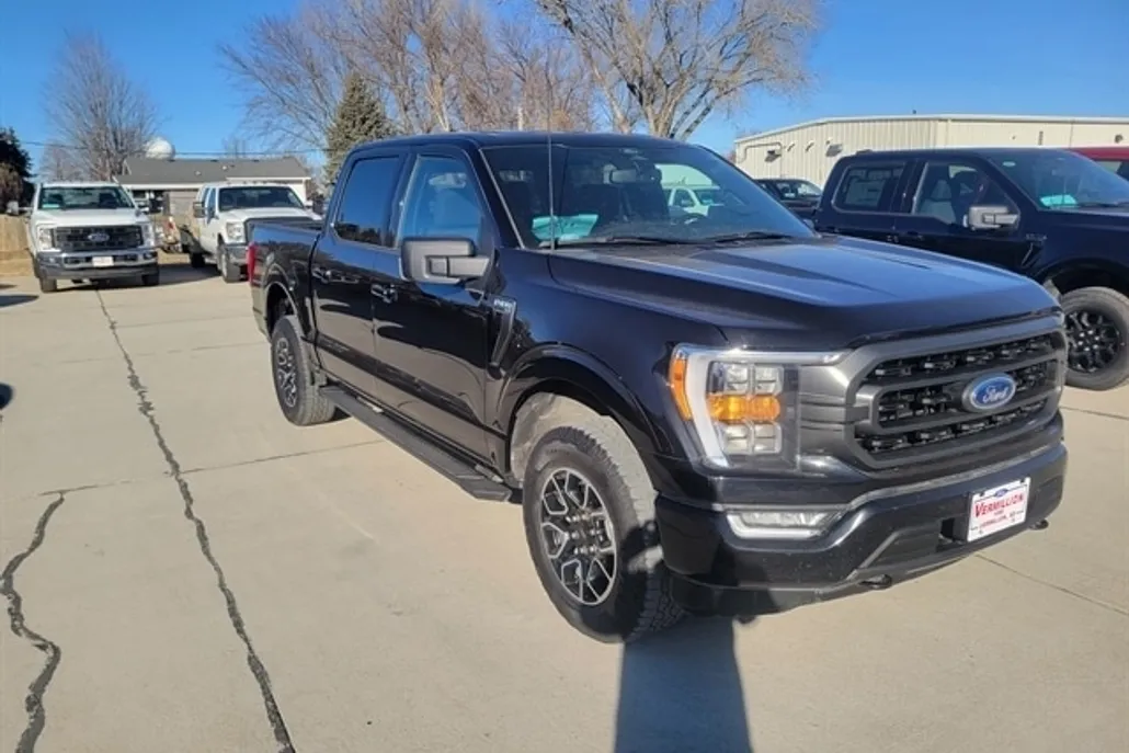 2022 Ford F-150 XLT photo 1