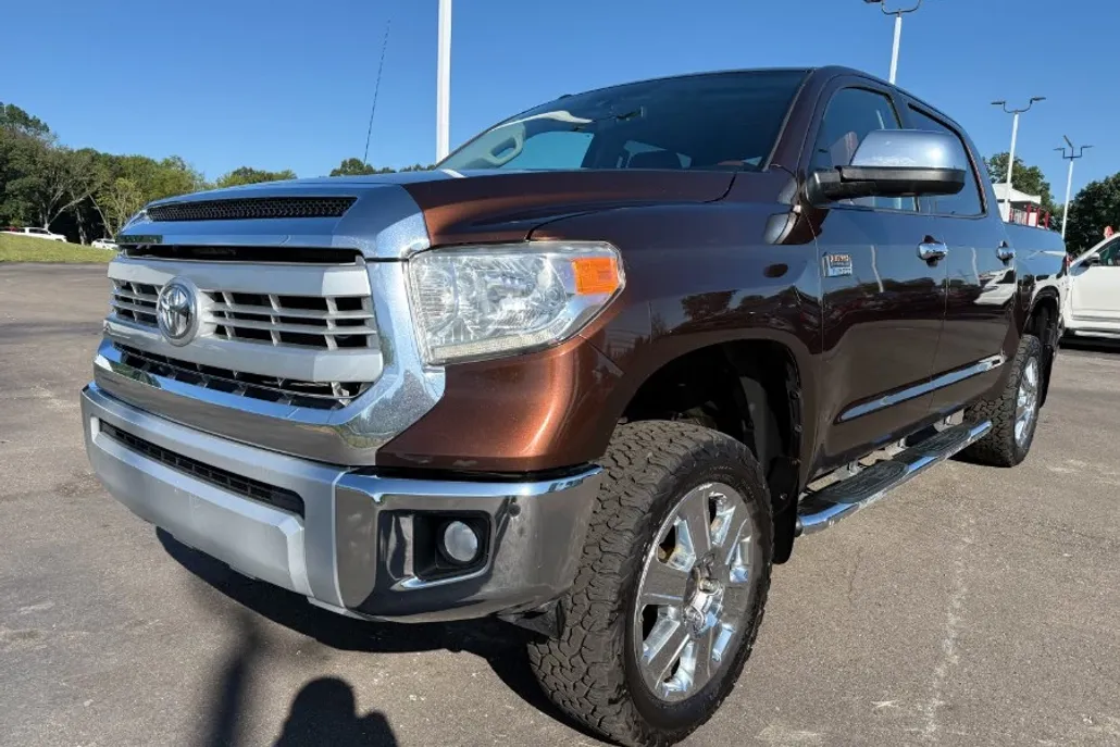 2015 Toyota Tundra 1794 Edition CrewMax photo 1