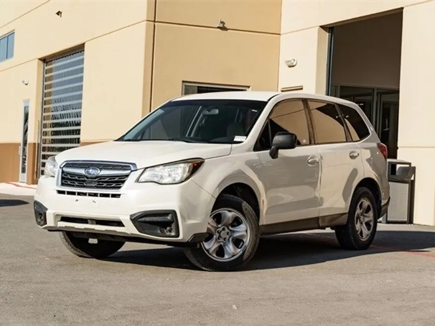 2017 Subaru Forester 2.5i photo 1