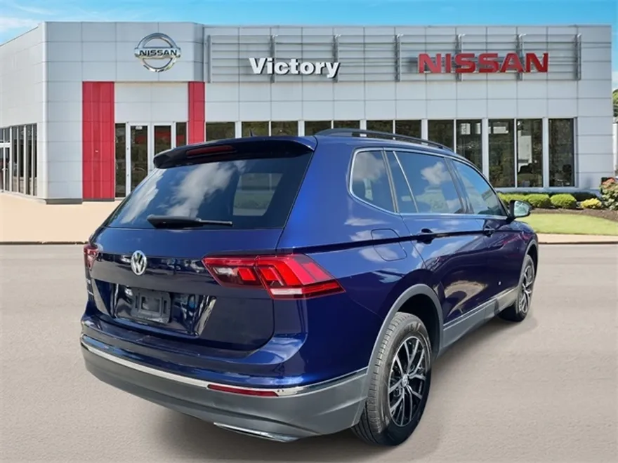2021 Volkswagen Tiguan SE photo 1