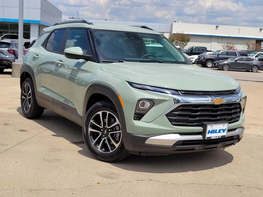 2026 Chevrolet Trailblazer LT photo 1