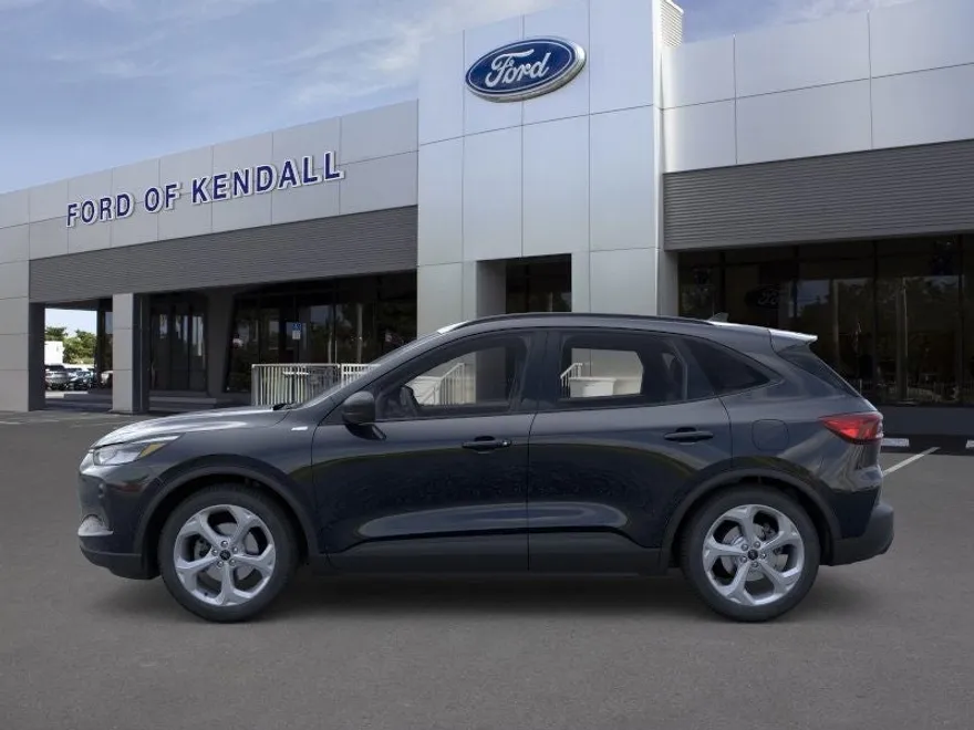 2025 Ford Escape ST-Line photo 2