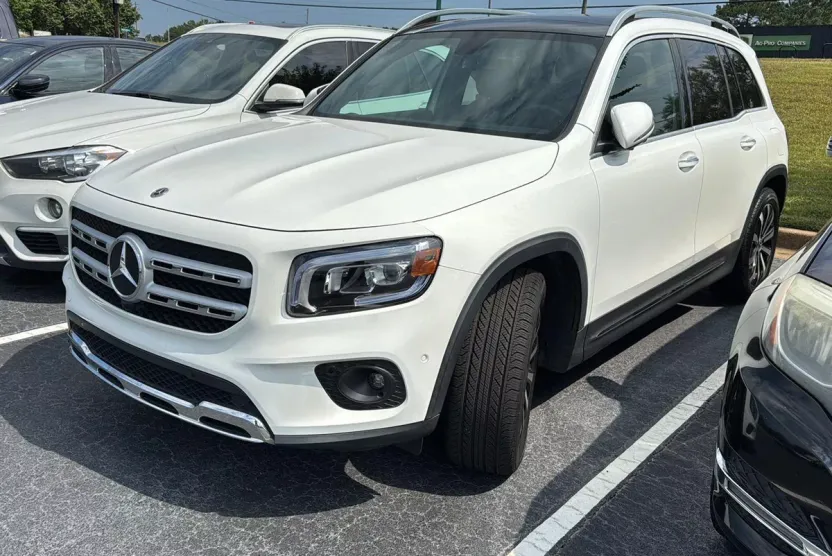 2022 Mercedes Benz GLB 250 photo 1