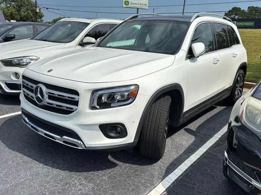 2022 Mercedes Benz GLB 250 photo 1