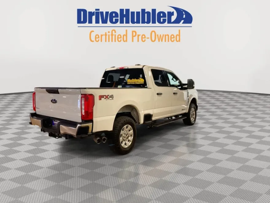 2024 Ford F-250 XLT photo 1
