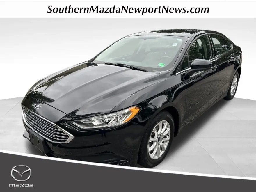 2017 Ford Fusion SE photo 1