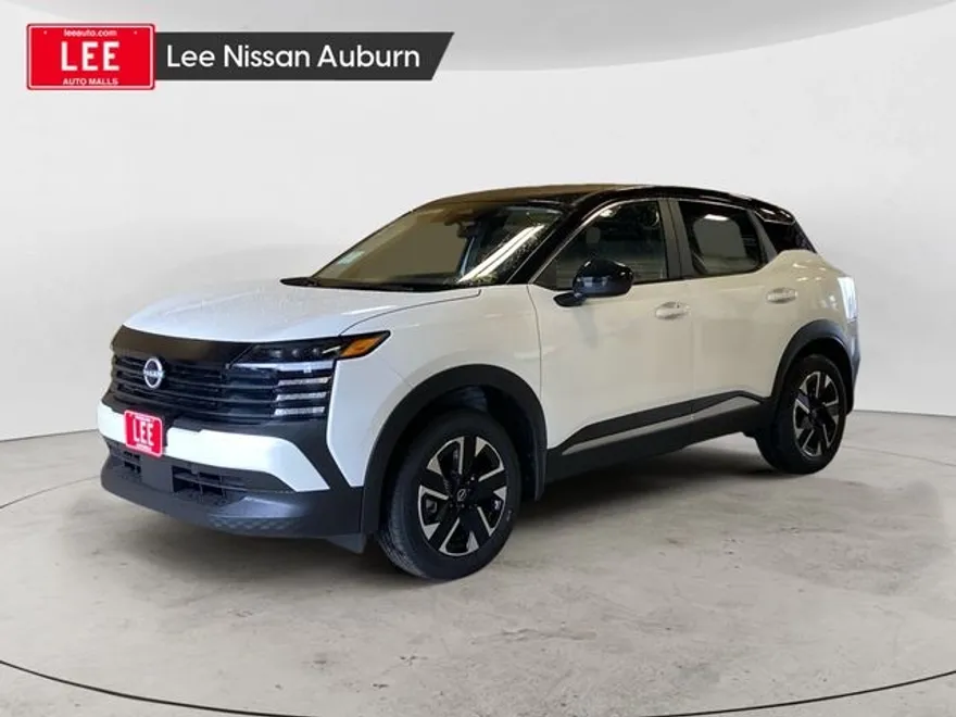 2025 Nissan Kicks SV photo 1
