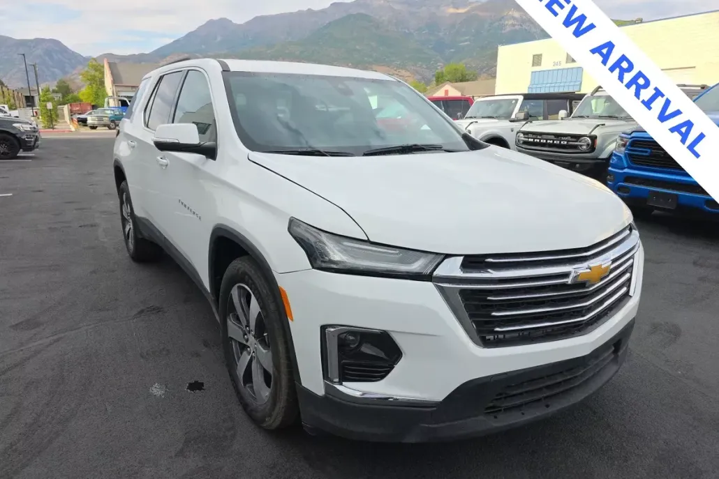 2023 Chevrolet Traverse Leather photo 1