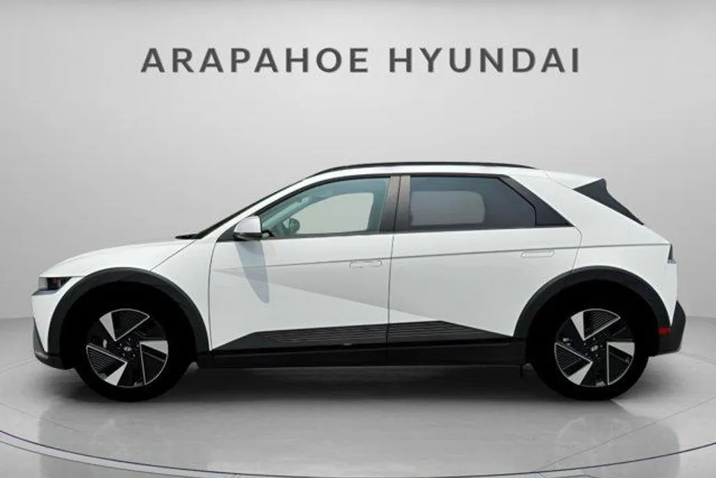 2025 Hyundai Ioniq 5 SEL photo 1
