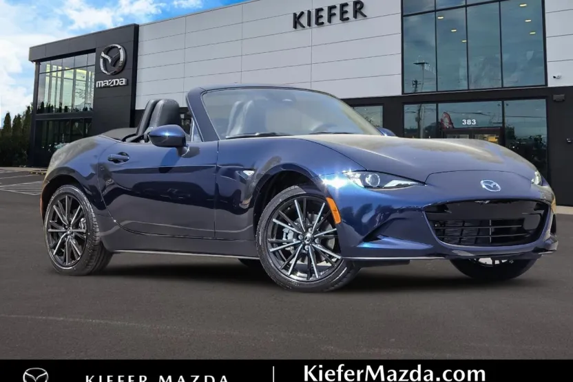 2025 Mazda MX-5 Miata Miata Grand Touring photo 1