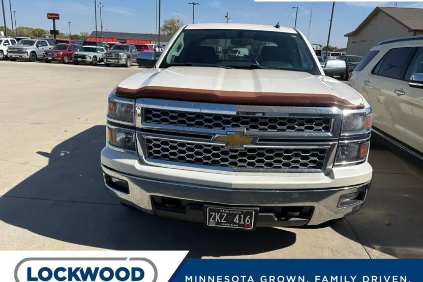 2014 Chevrolet Silverado 1500 LT photo 1