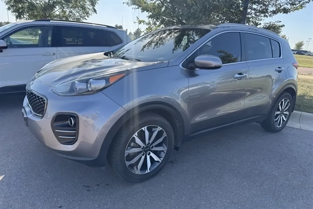 2017 Kia Sportage EX photo 1
