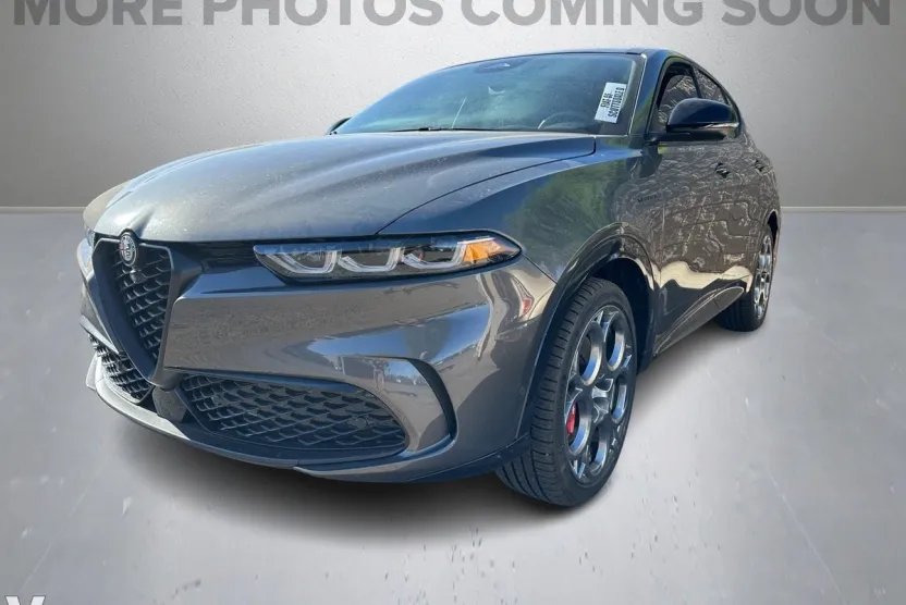 2024 Alfa Romeo Tonale Veloce photo 1