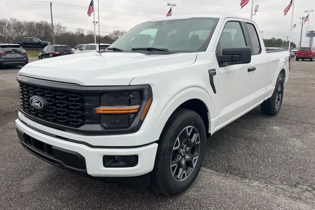 2025 Ford F-150 STX photo 1