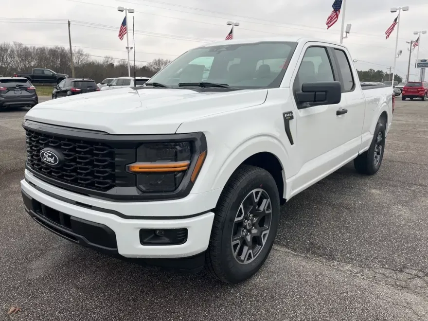 2025 Ford F-150 STX photo 1