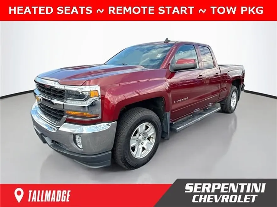 2017 Chevrolet Silverado 1500 LT photo 1