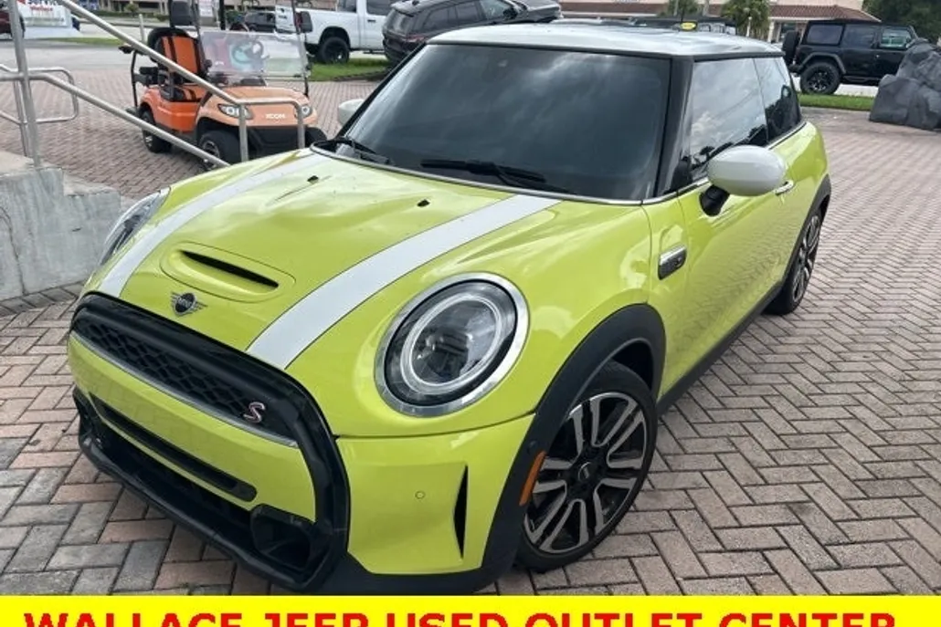 2024 Mini Cooper 2 Door Hardtop S photo 1