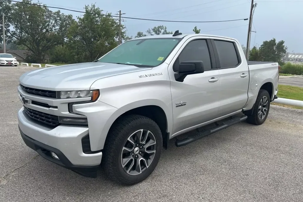 2021 Chevrolet Silverado 1500 RST photo 1