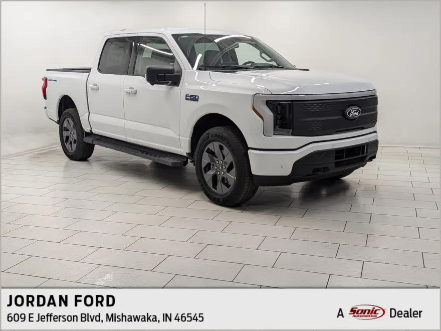 2025 Ford F-150 Lightning photo 1