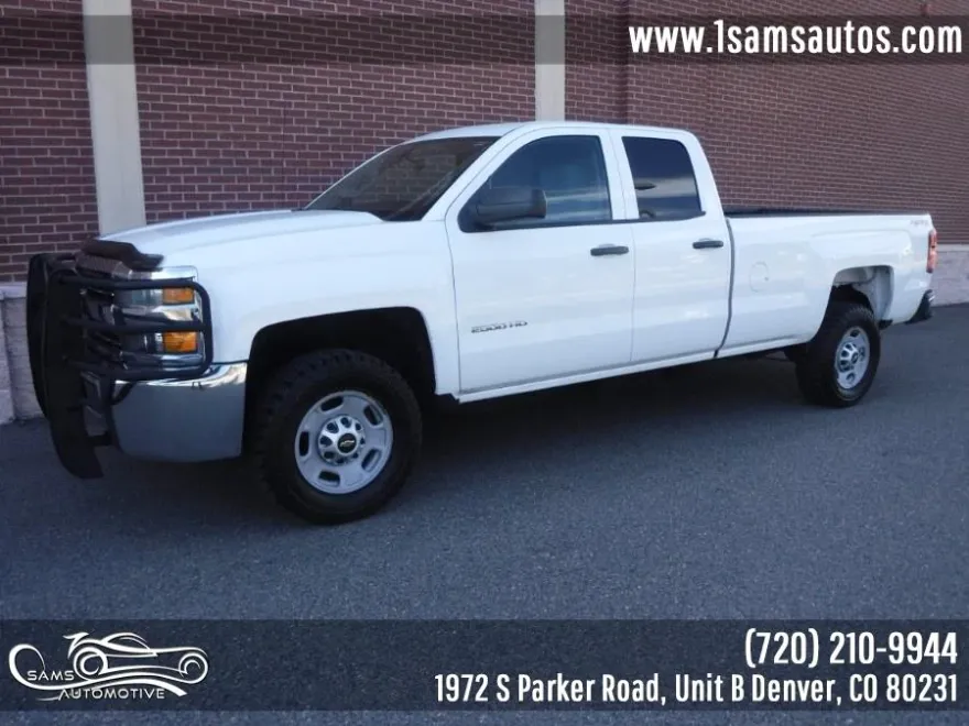 2015 Chevrolet Silverado 2500HD photo 1