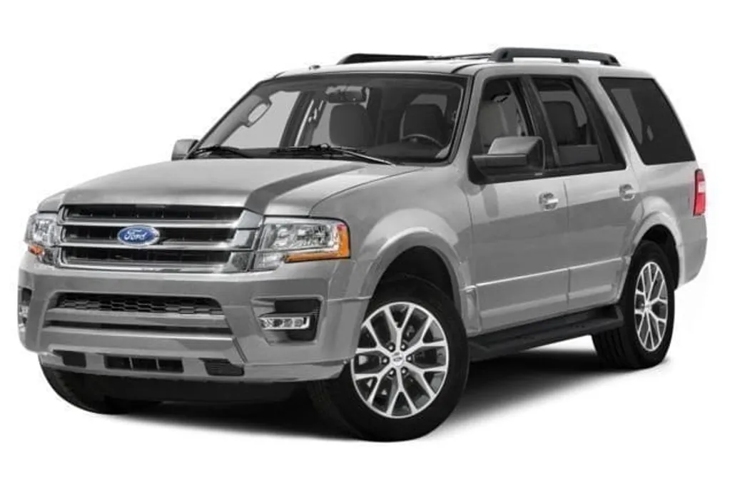 2017 Ford Expedition XLT photo 1
