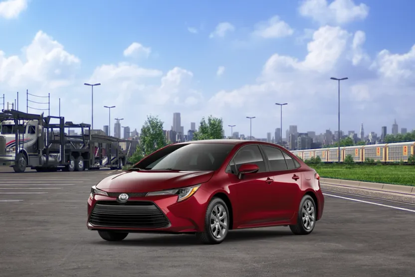 2025 Toyota Corolla LE photo 1