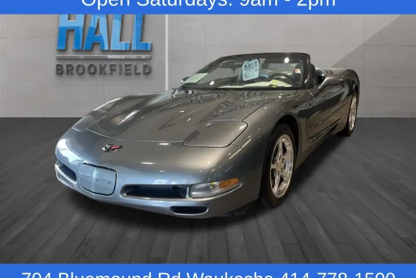 2004 Chevrolet Corvette Base photo 1