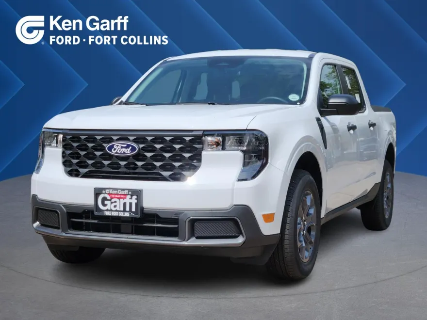 2025 Ford Maverick XLT photo 1