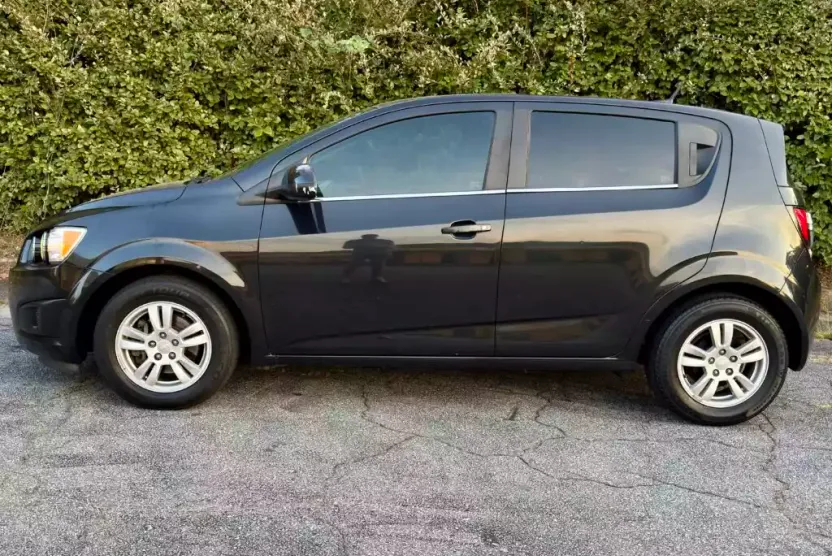 2014 Chevrolet Sonic LT photo 1