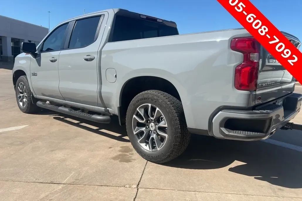 2024 Chevrolet Silverado 1500 RST Z71 photo 1