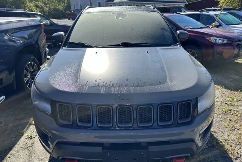 2021 Jeep Compass Trailhawk photo 1