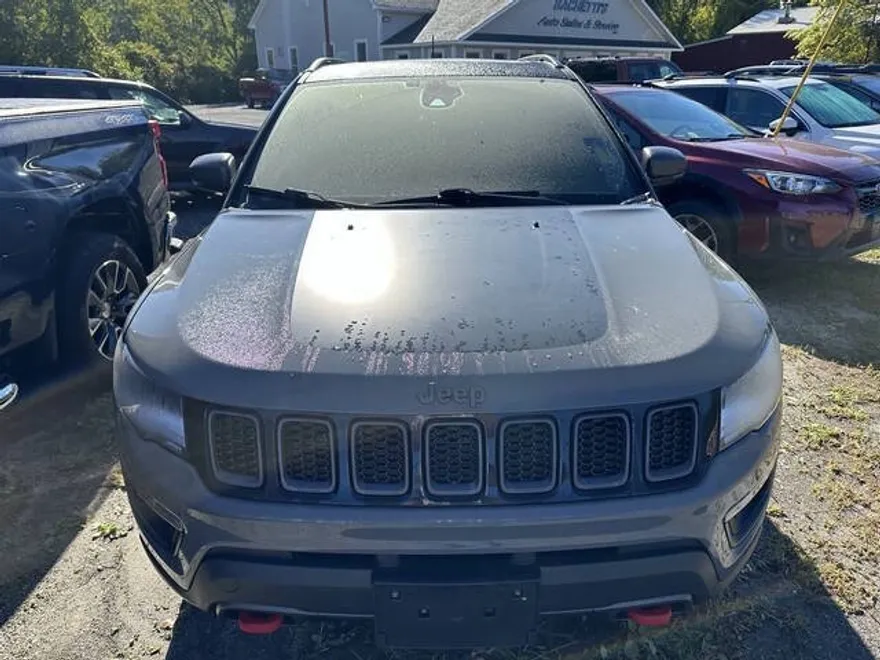 2021 Jeep Compass Trailhawk photo 1