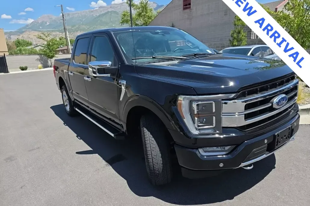 2023 Ford F-150 Lariat photo 1