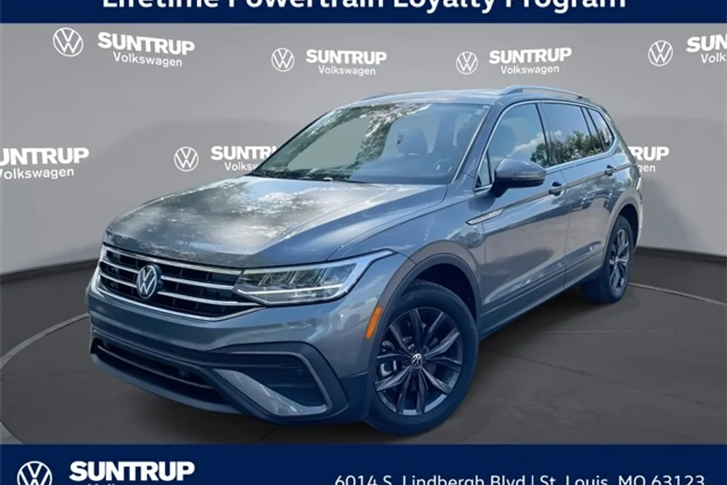 2024 Volkswagen Tiguan SE Wolfsburg Edition photo 1