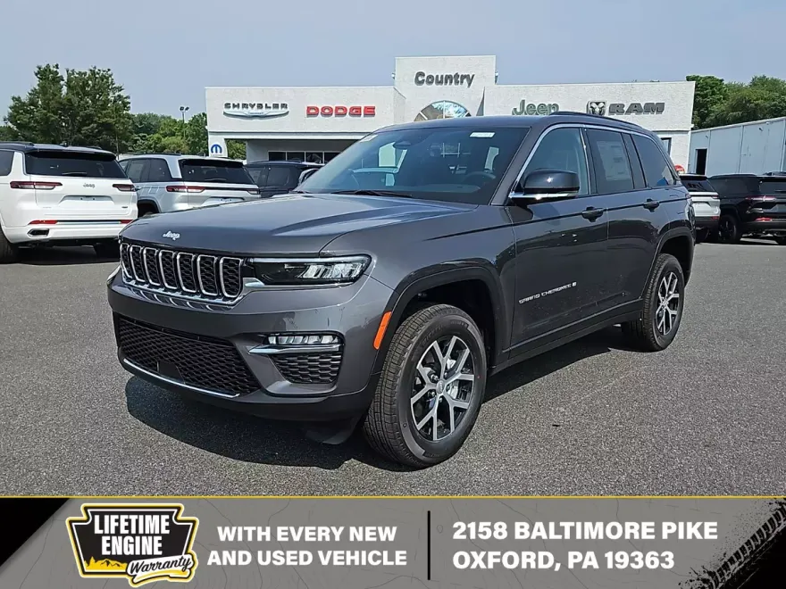 2025 Jeep Grand Cherokee Limited photo 1