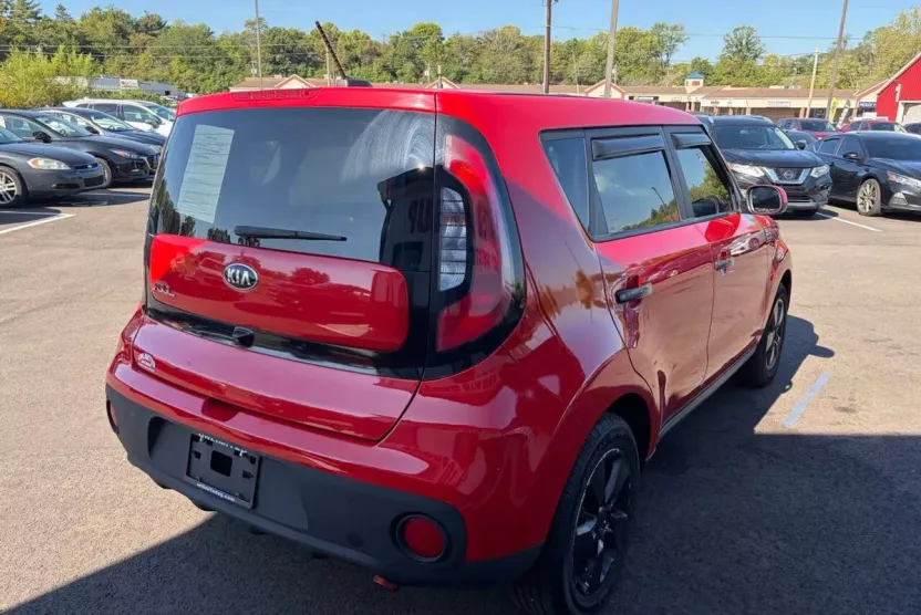 2019 Kia Soul Base photo 1