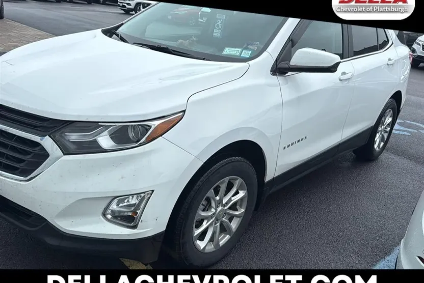 2021 Chevrolet Equinox LT photo 1