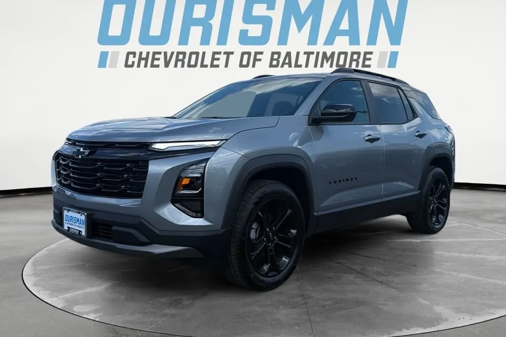 2026 Chevrolet Equinox LT photo 1