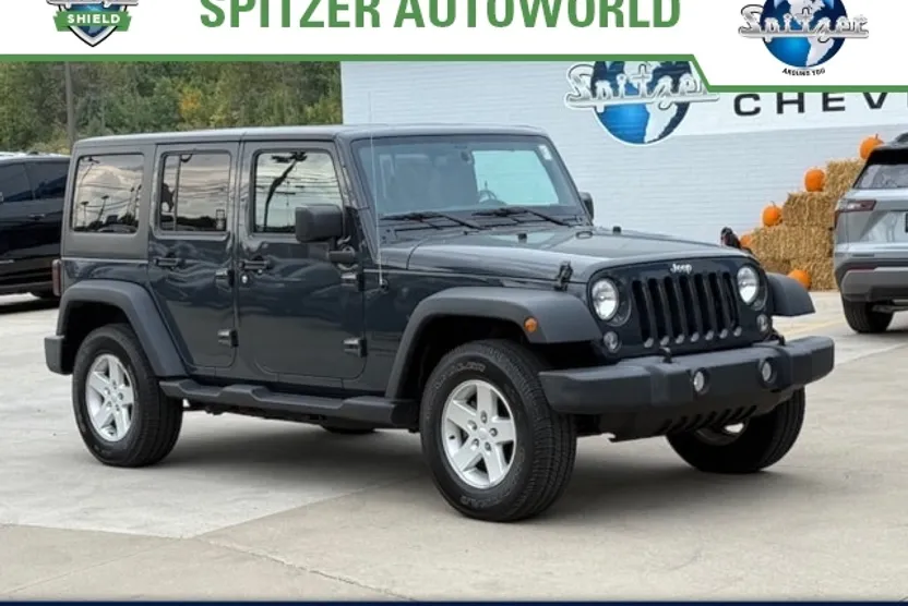 2016 Jeep Wrangler Unlimited Sport photo 1