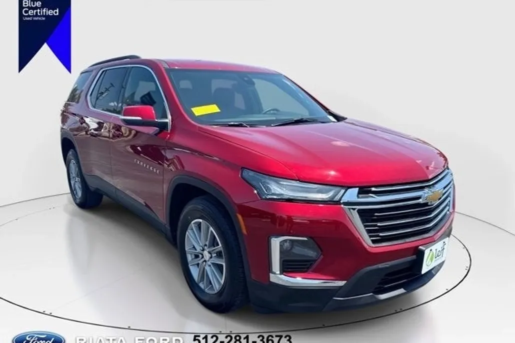 2023 Chevrolet Traverse Leather photo 1