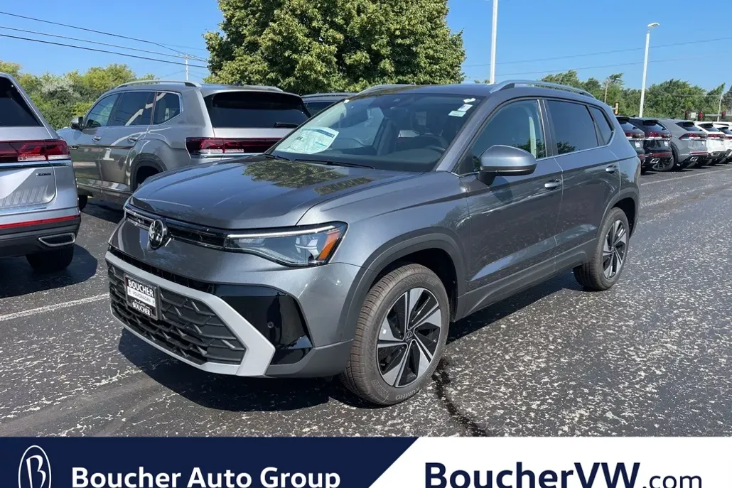 2025 Volkswagen Taos SE photo 1