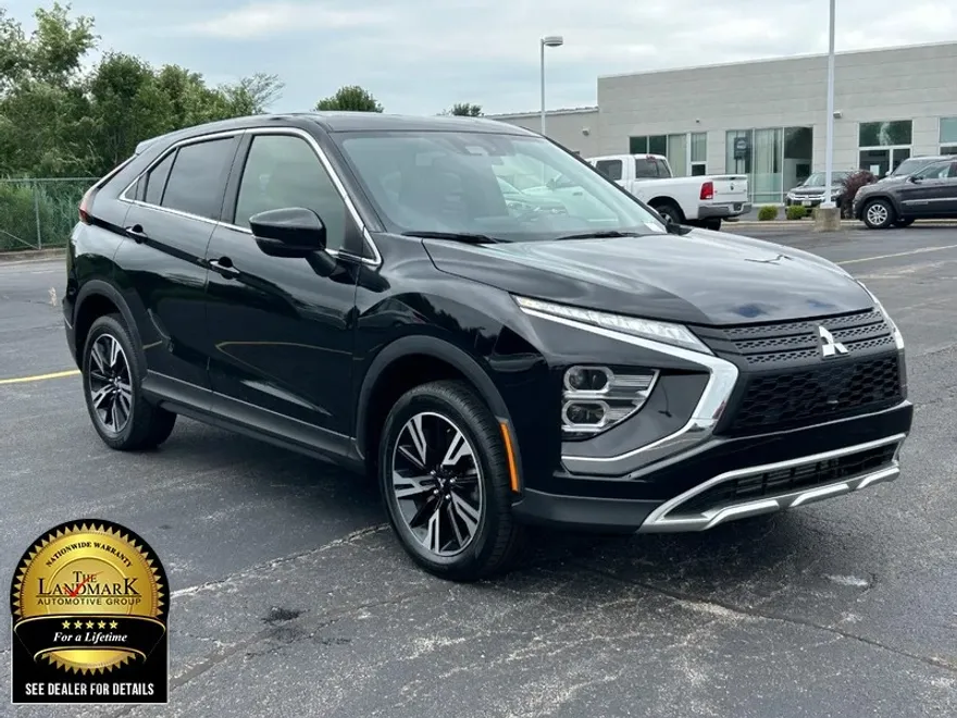 2024 Mitsubishi Eclipse Cross SE photo 1