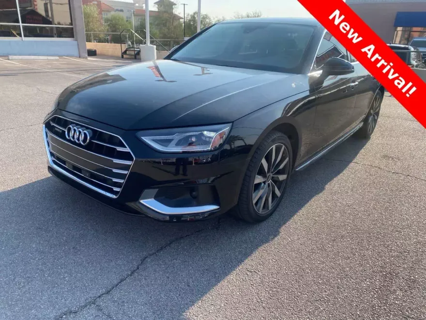 2022 Audi A4 Quattro Premium photo 1