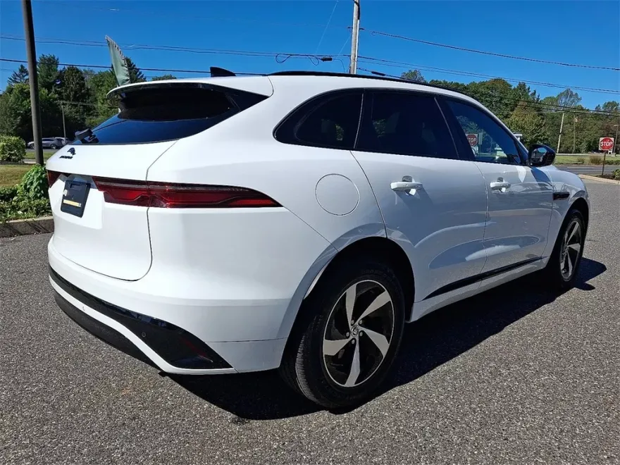 2025 Jaguar F-PACE P250 R-Dynamic S photo 1