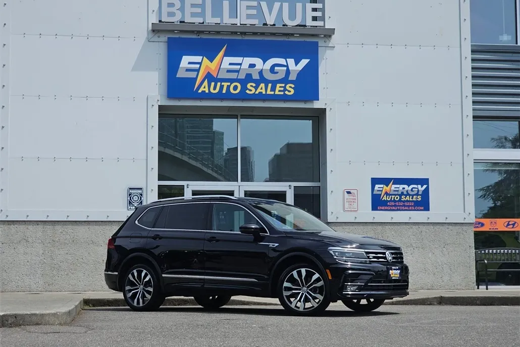 2021 Volkswagen Tiguan SEL Premium R-Line photo 1