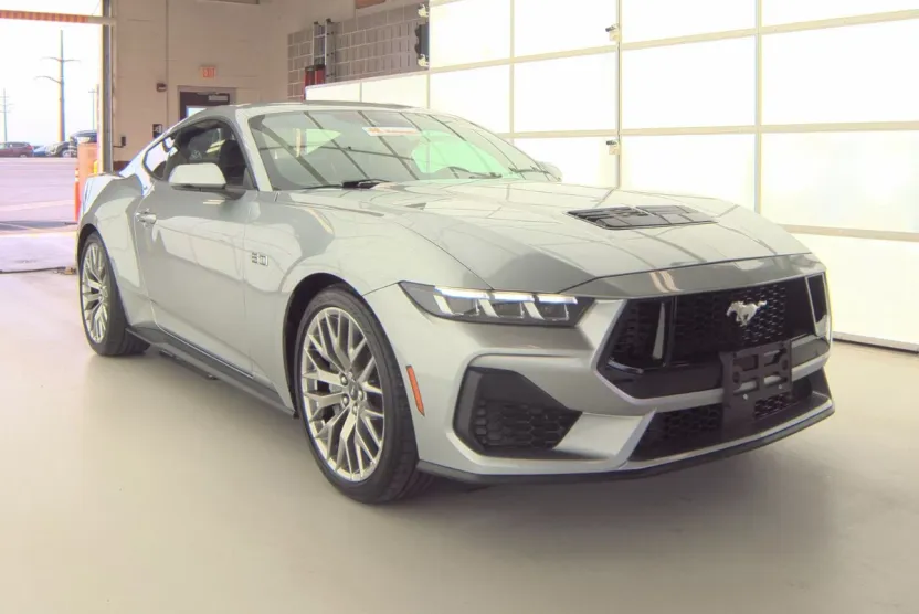 2024 Ford Mustang GT Premium photo 1