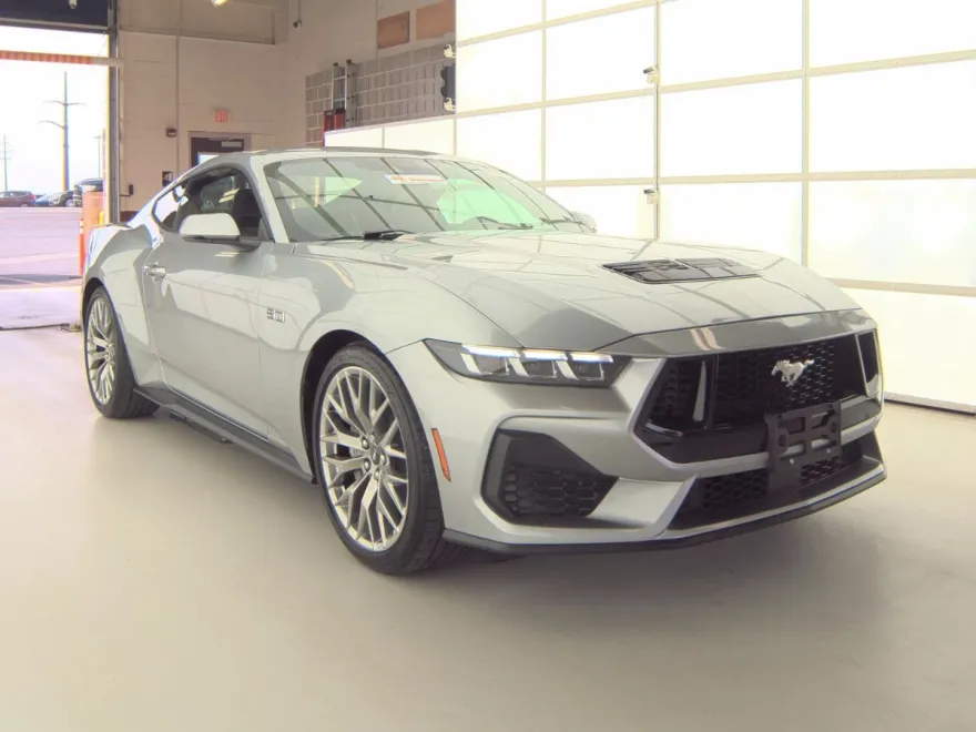 2024 Ford Mustang GT Premium photo 1