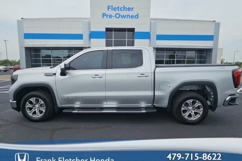 2022 Gmc Sierra 1500 SLE photo 1